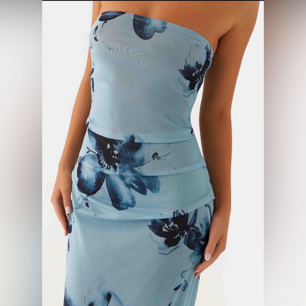 New Peppermayo Strapless Maxi Dress in Blue with Floral Pattern - Picture 6 of 7